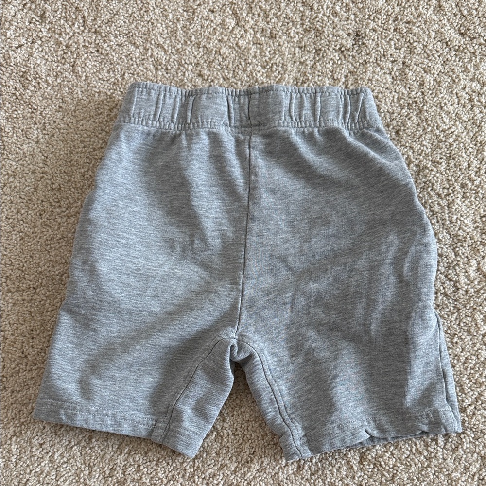 MOLO (Gray) and Munster (Black) Boys Shorts Sz 6 (116) - Picture 5 of 8